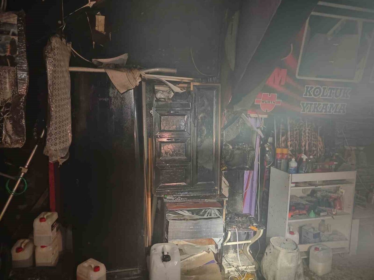 Balıkesir’in Susurluk ilçesi Han Mahallesi Kanal Sokak’ta bulunan bir iş