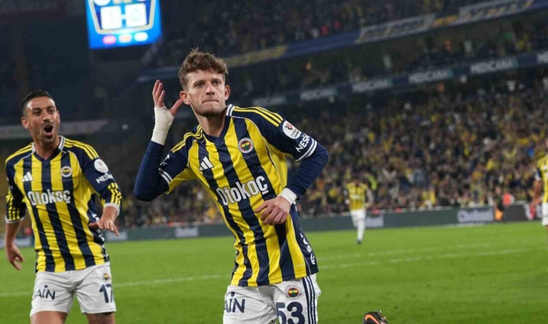 Fenerbahçe’nin Polonyalı futbolcusu Sebastian Szymanski, bu sezon Süper Lig’deki ilk