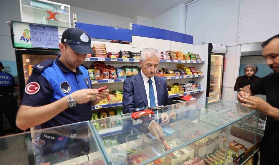 Yeni eğitim-öğretim yılının başlamasıyla birlikte Şahinbey Belediyesi Zabıta Ekipleri, ilçedeki