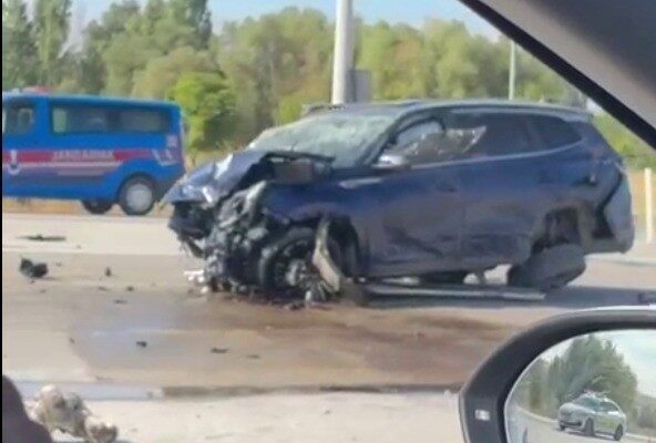 Konya’nın Beyşehir ilçesinde meydana gelen iki ayrı trafik kazasında 1
