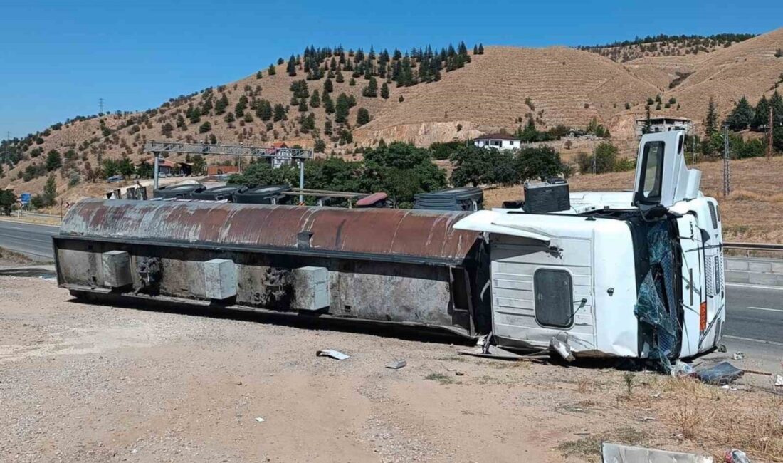 Kırıkkale’de kontrolden çıkan zift yüklü tankerin devrilmesi sonucu yaralanan sürücü,