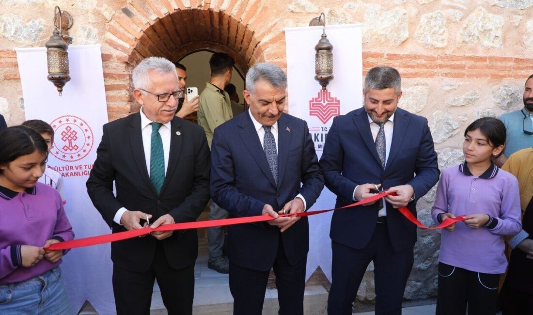 Yozgat’taki Tarihi Çifte Hamam restorasyonunun tamamlanmasının ardından ziyarete açıldı. Yozgat’ta