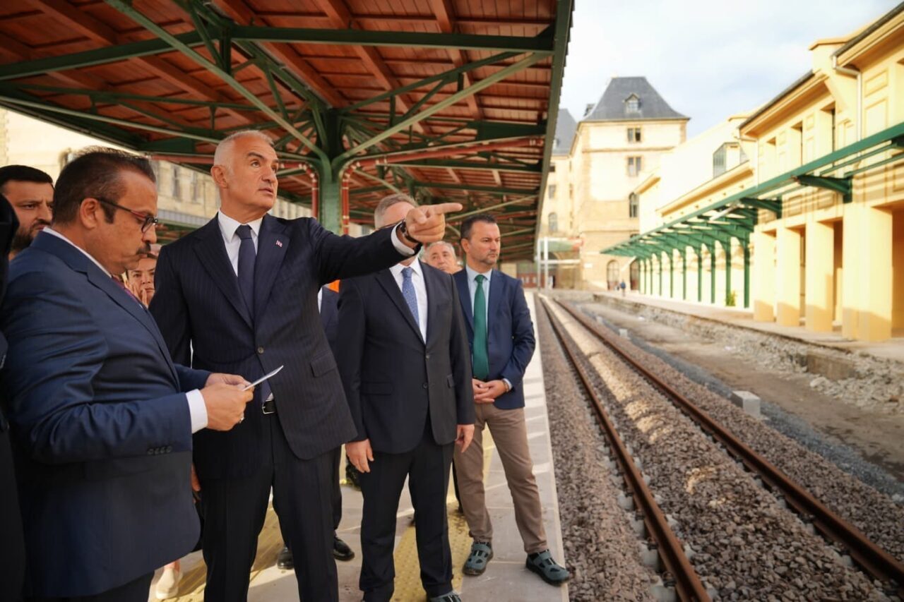 İstanbul’un simge yapılarından tarihî Haydarpaşa Garı dönüşüm projesinde Arkeopark ve