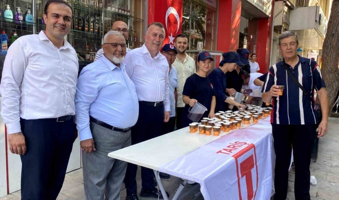 Manisa’nın Alaşehir ilçesinde 5 Eylül Kurtuluş Günü kutlamaları kapsamında TARİŞ