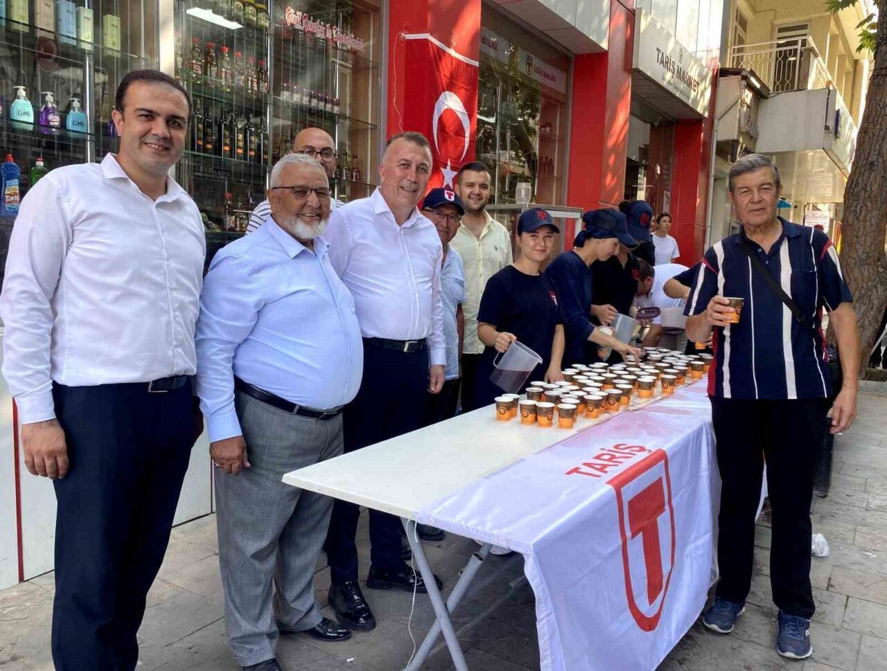 Manisa’nın Alaşehir ilçesinde 5 Eylül Kurtuluş Günü kutlamaları kapsamında TARİŞ
