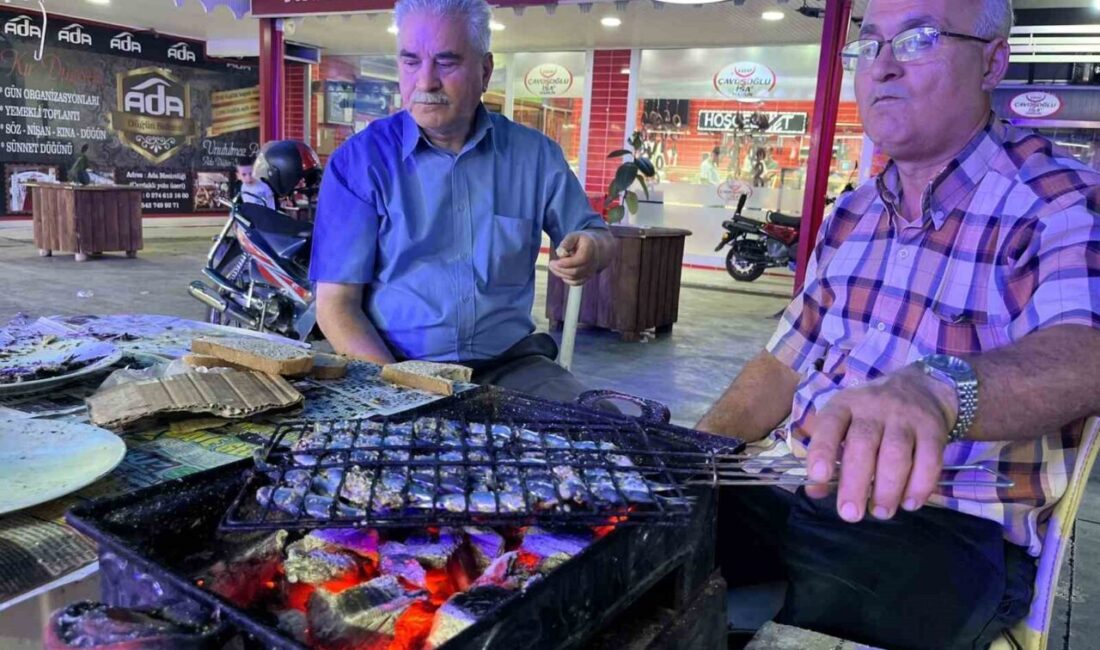 Kütahya’nın Tavşanlı ilçesinde 2025-2026 balık avı sezonu, balıkçı tezgahlarının önünde