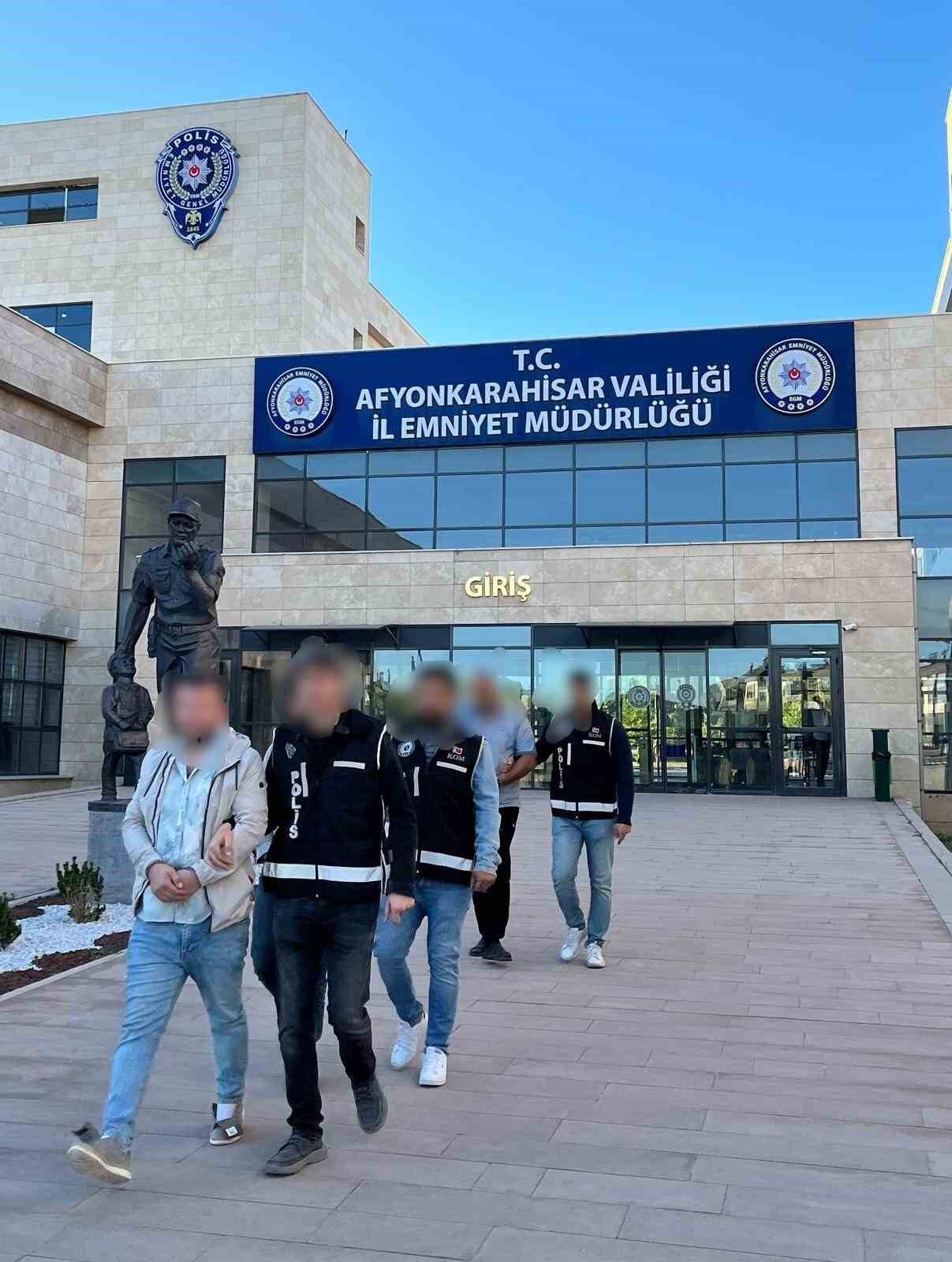 Afyonkarahisar’da faizde para satarak haksız kazanç elde ederek tefecilik yaptığı