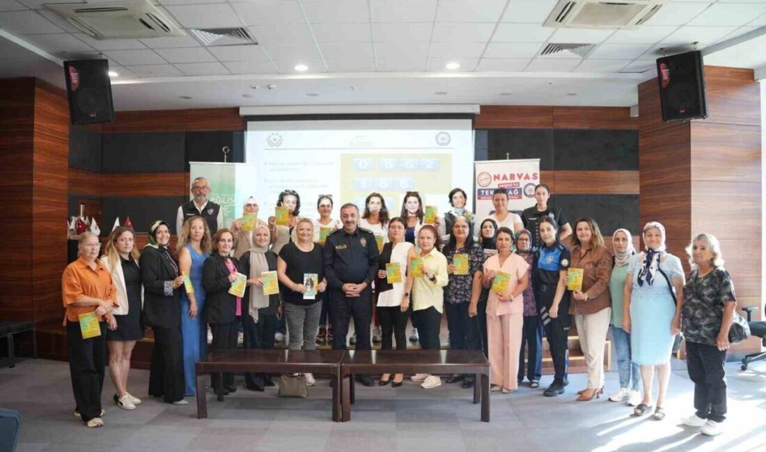 Tekirdağ İl Emniyet Müdürlüğü ekipleri, Çorlu’da anneler ve kadın muhtarlarla