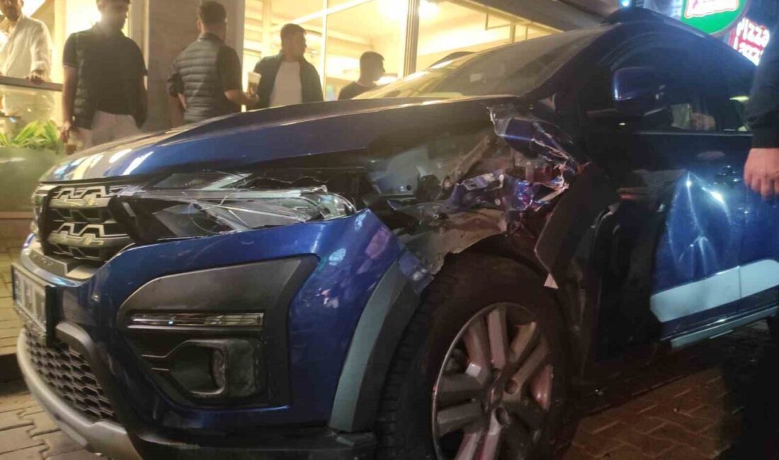 Tekirdağ’ın Süleymanpaşa ilçesinde üç otomobil ve iki motosikletin karıştığı trafik