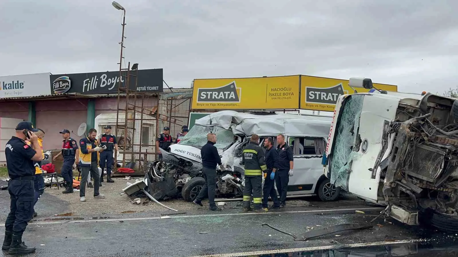 Tekirdağ’ın Ergene ilçesinde meydana gelen kazada hayatını kaybeden 3 kişinin