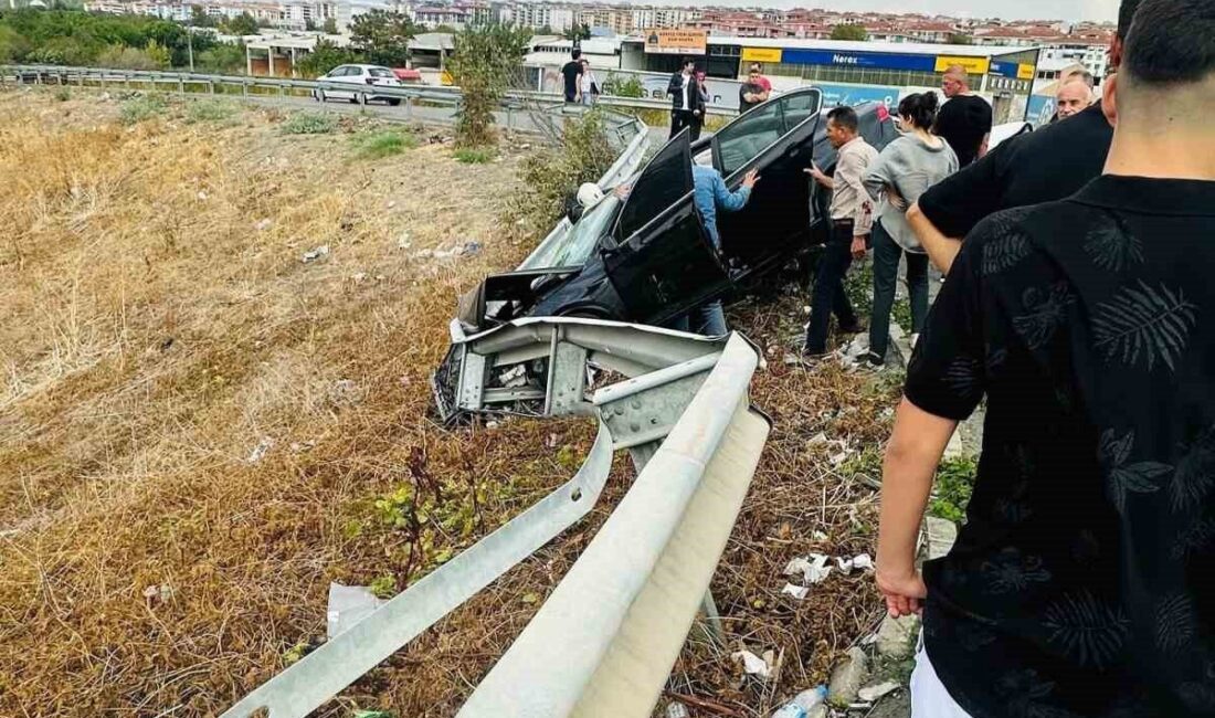 Tekirdağ’ın Süleymanpaşa ilçesinde sanayi köprüsü üzerinde meydana gelen trafik kazasında