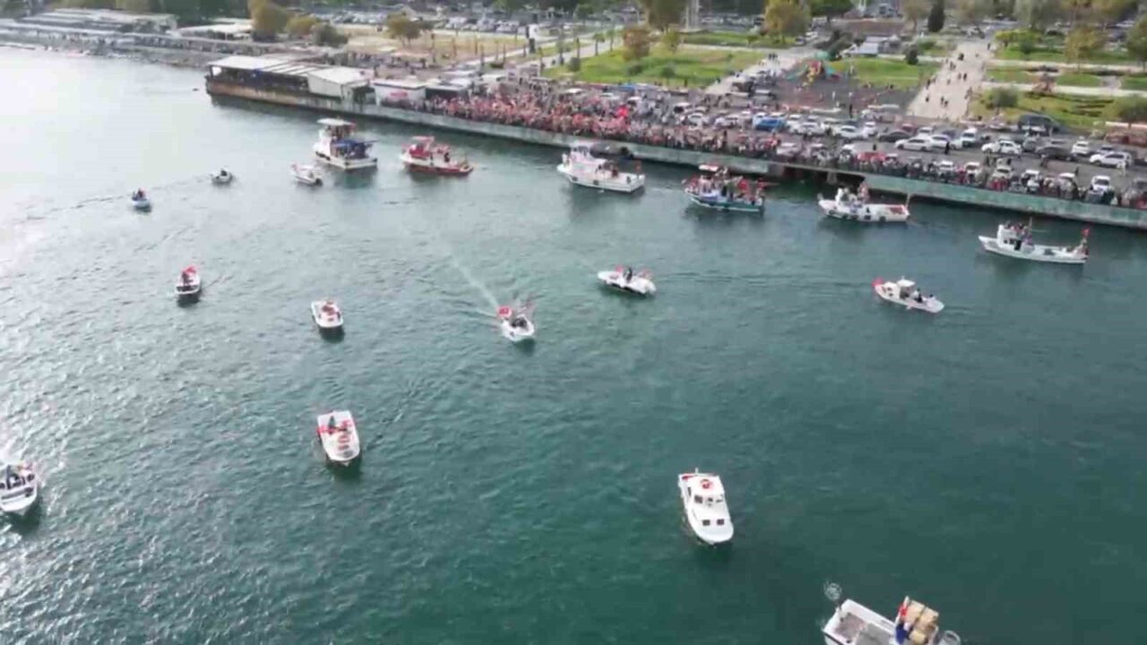 Tekirdağ’ın Süleymanpaşa ilçesinde balıkçılar, Gazze’ye insani yardım ulaştırmak için yola