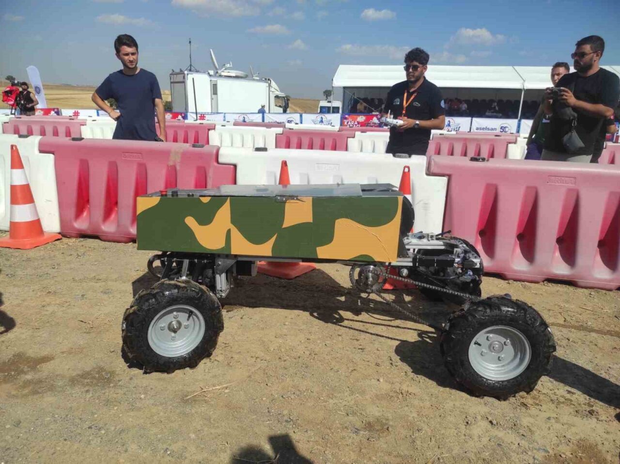 Tekirdağ’da bu yıl ilk kez düzenlenen İnsansız Kara Aracı (İKA)