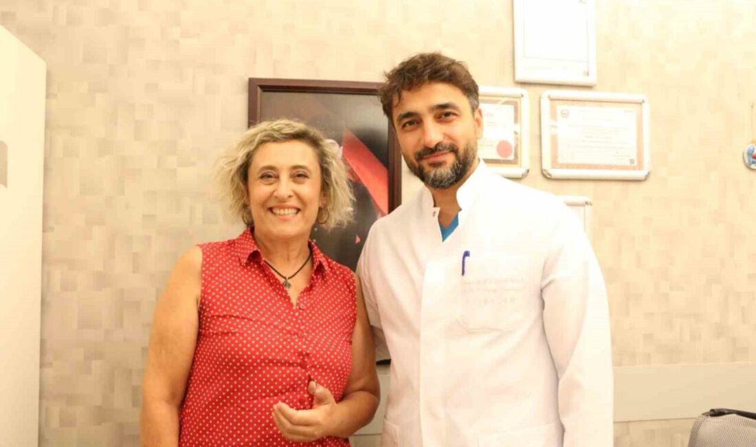 Yunanistan’ın Patnos Adası’ndan Bodrum’a tekneyle dönen Özlem Yalçın, dalganın çarpmasıyla