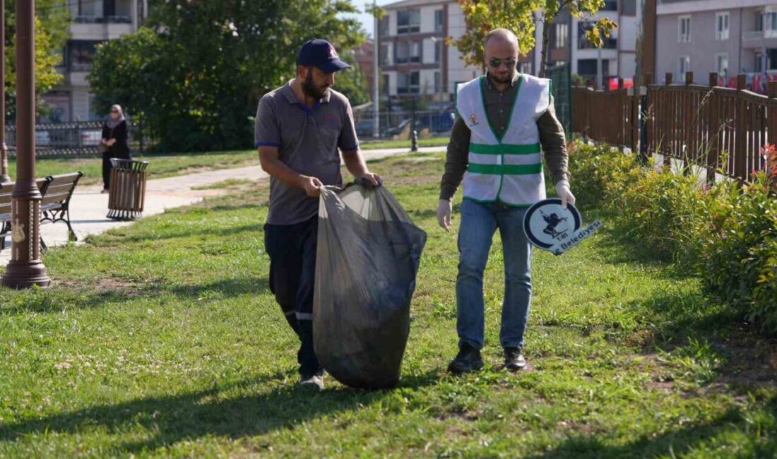 AK Parti Düzce Teşkilatları, ‘Temiz Şehir Düzce’ kampanyasına park temizliği