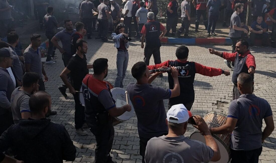 DÜZCE (İHA) – Düzce Belediyesi Temizlik İşleri Müdürlüğü personeli yeni