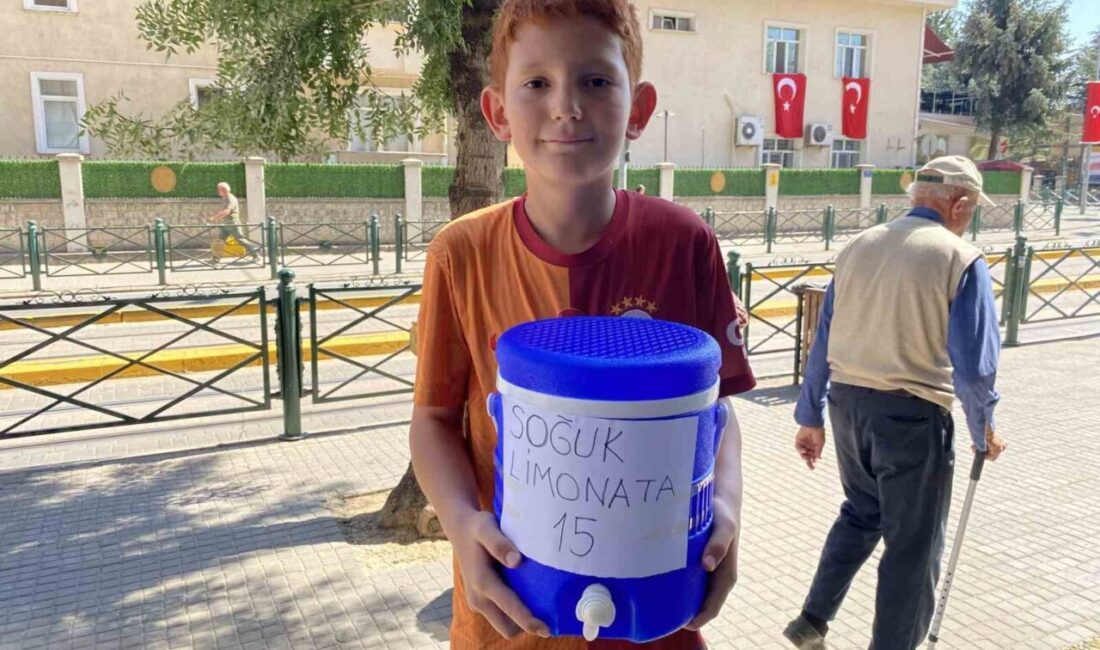 Eskişehir’de ticareti merak eden 11 yaşındaki Rasefe Bakırlıoğlu, haftanın bir