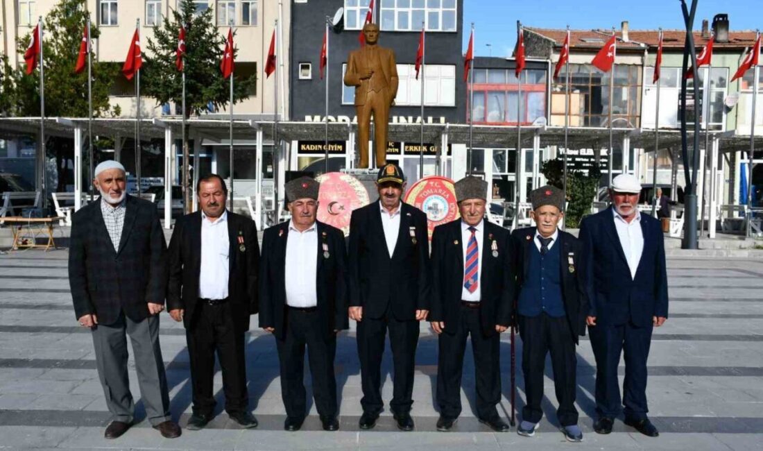 Tomarza’da 19 Eylül Gaziler Günü nedeni ile program düzenlendi. Tomarza