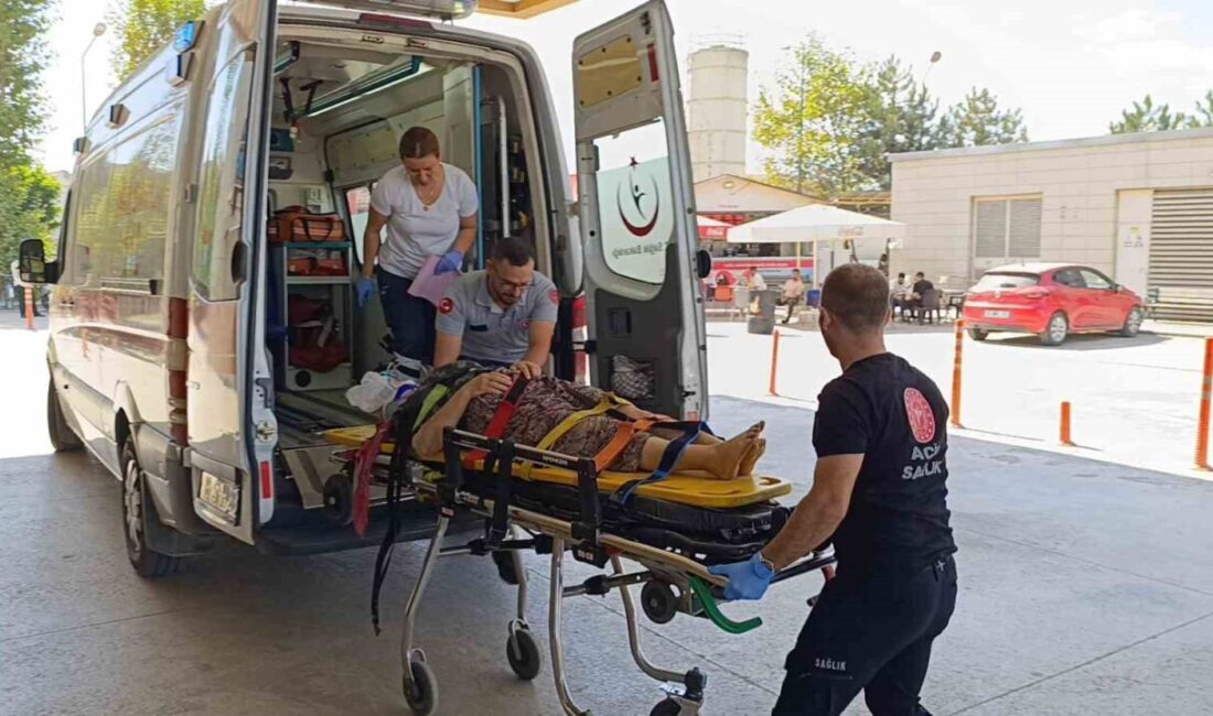 Bursa’nın İnegöl ilçesinde oğlunun kullandığı traktörün altında kalan yaşlı kadın