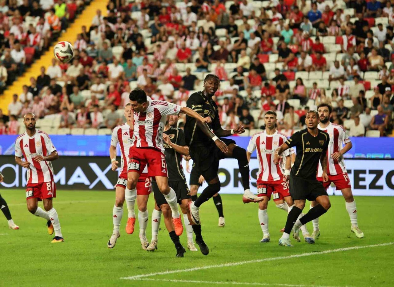 Trendyol Süper Lig’in 6. haftasında Antalyaspor, Kayserispor’u ağırlıyor. Mücadelenin ilk