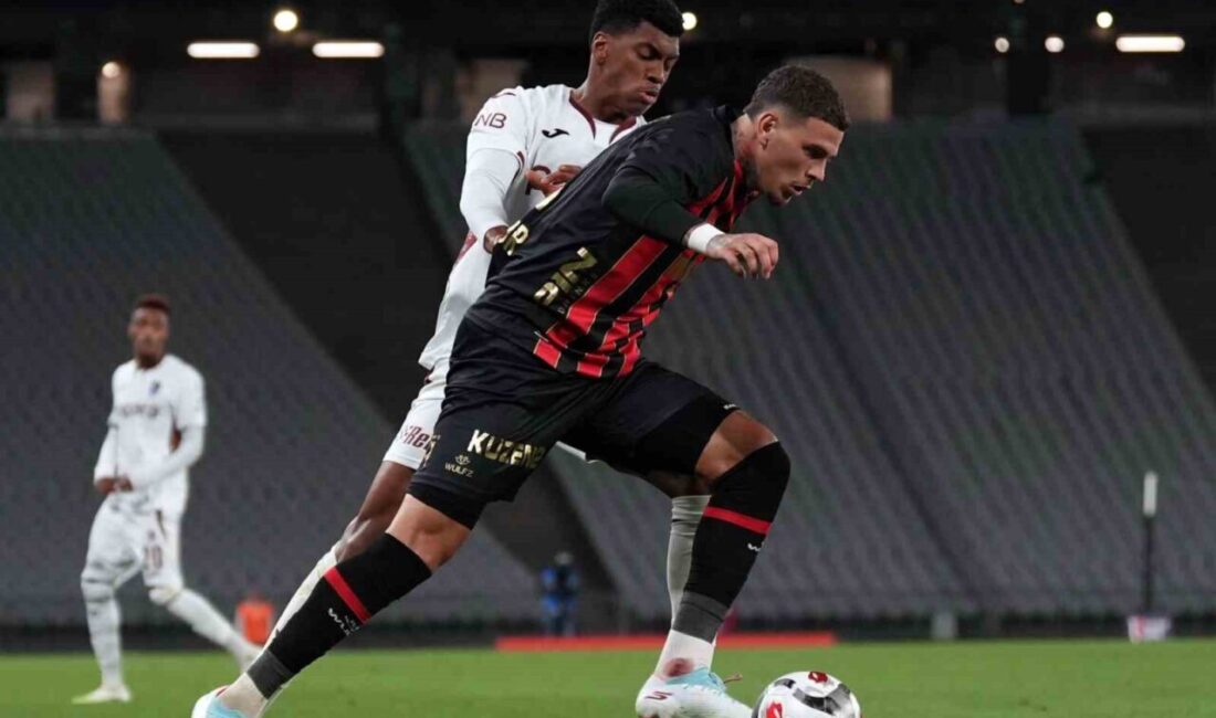 Trendyol Süper Lig’in 7. haftasında Fatih Karagümrük, konuk ettiği Trabzonspor’a