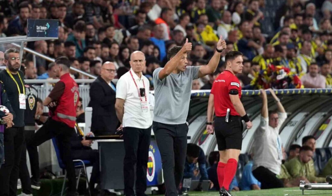 Trendyol Süper Lig 1. hafta erteleme maçında Fenerbahçe evinde karşılaştığı