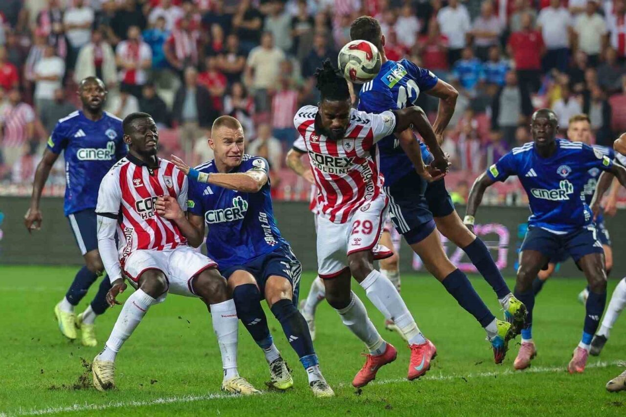 Trendyol Süper Lig’in 3. hafta erteleme maçında Samsunspor, Kasımpaşa ile