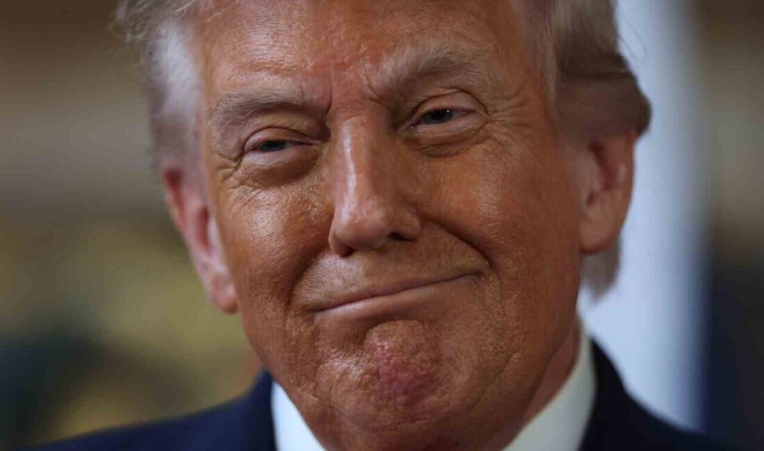 ABD Başkanı Donald Trump, Çin Devlet Başkanı Xi Jinping ile