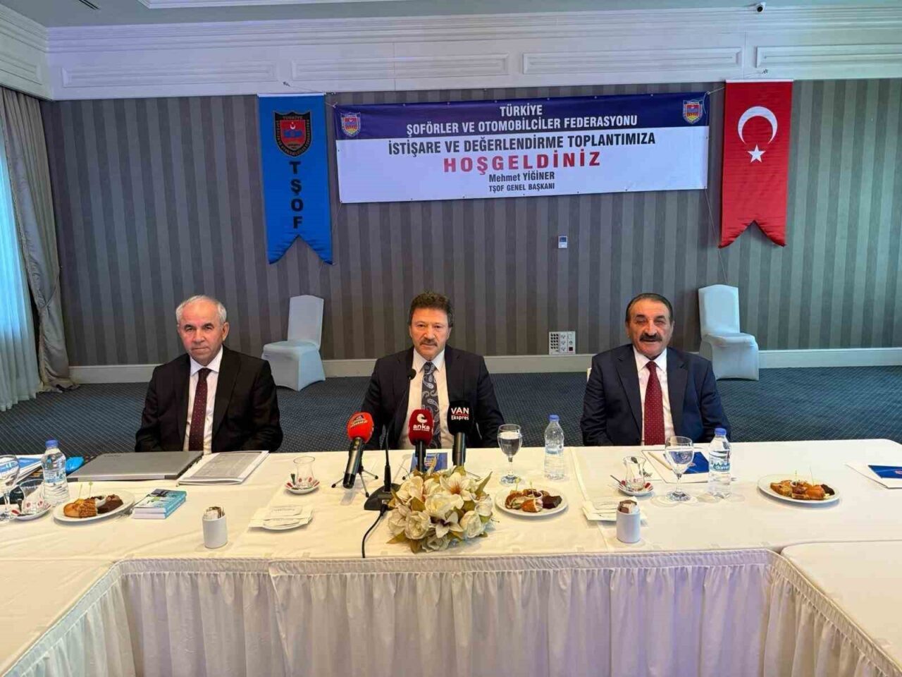 Türkiye Şoförler ve Otomobilciler Federasyonu (TŞOF) Bölge Değerlendirme Toplantısı Van’da