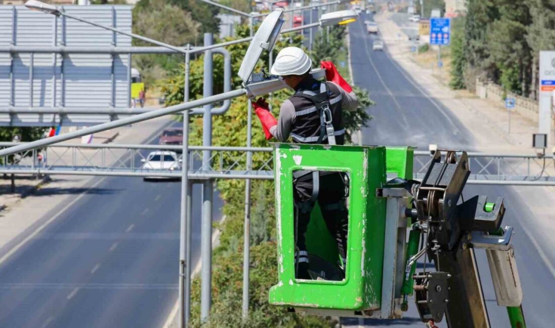Fırat EDAŞ tarafından yapılan çalışmalar ile Tunceli’de elektrik kesintileri 20