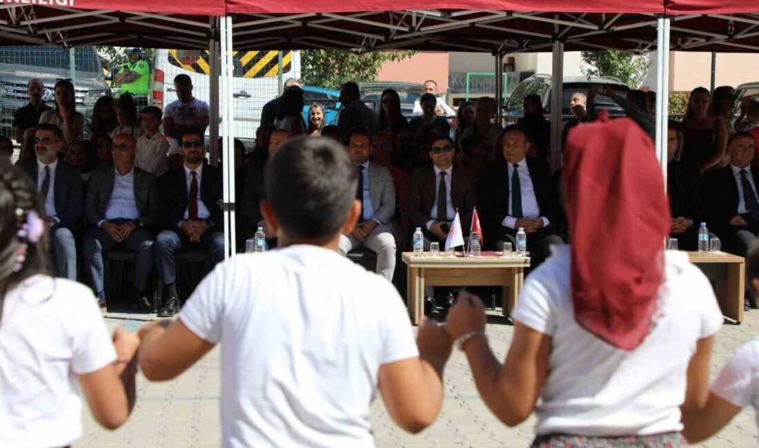 İlköğretim Haftası, tüm yurtta olduğu gibi Tunceli’de de düzenlenen törenle
