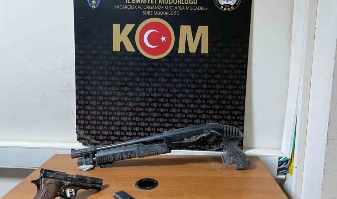 Tunceli’de bir şantiye alanında toprağa gömülü halde ruhsatsız tabanca, pompalı