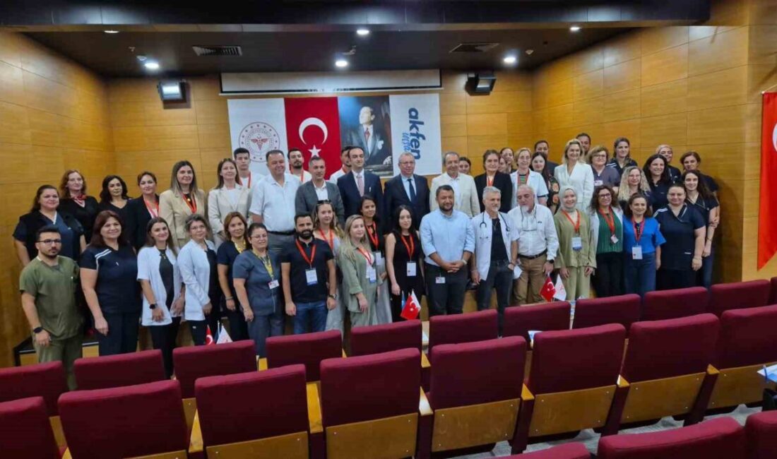 Tekirdağ Şehir Hastanesi’nde düzenlenen Yoğun Bakım Hemşireliği Sertifikalı Eğitim Programı