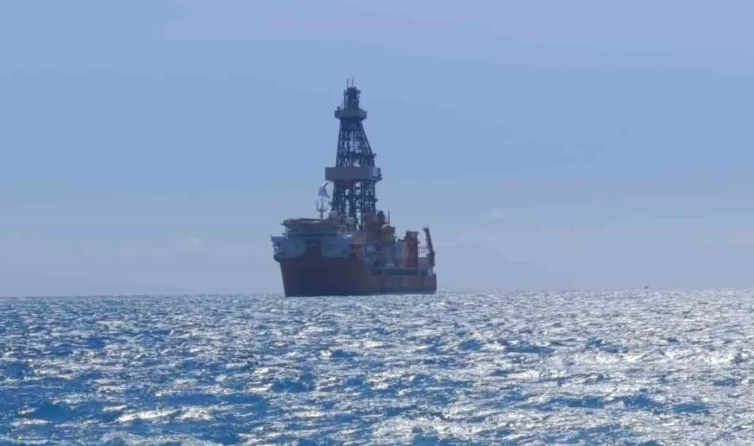 Türkiye’nin deniz filosuna katılan yeni sondaj gemilerinden 228 metre uzunluğunda