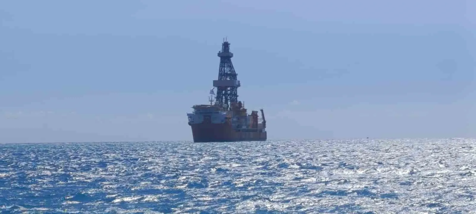 Türkiye’nin deniz filosuna katılan yeni sondaj gemilerinden 228 metre uzunluğunda