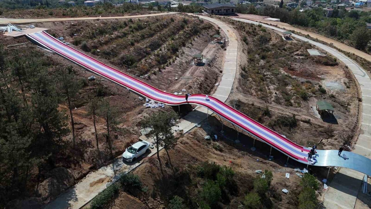 Gebze Belediyesi, Pelitli Bayrak Tepe Mesire Alanı’na Türkiye’nin en büyük