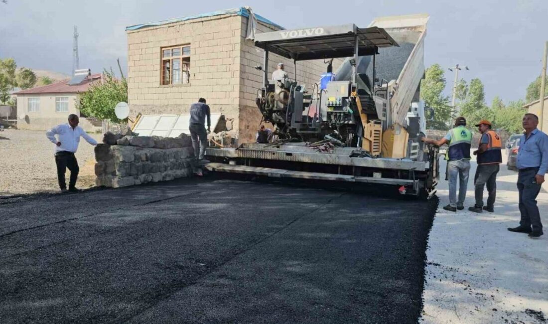 Bitlis’in Adilcevaz ilçesine bağlı, Türkiye’nin en yüksek rakımlı dağlarından biri