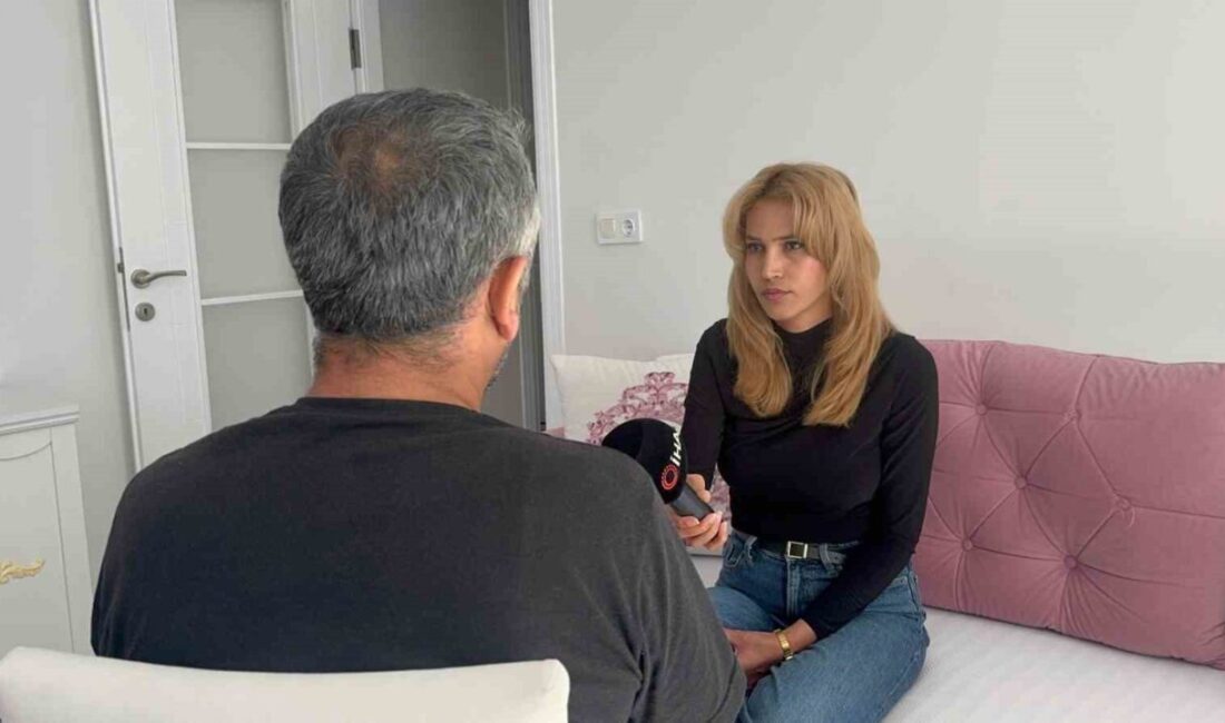 Evlatlarını okula götürürken, yanından hızlı geçen sürücüyü uyardığı için çocuklarının