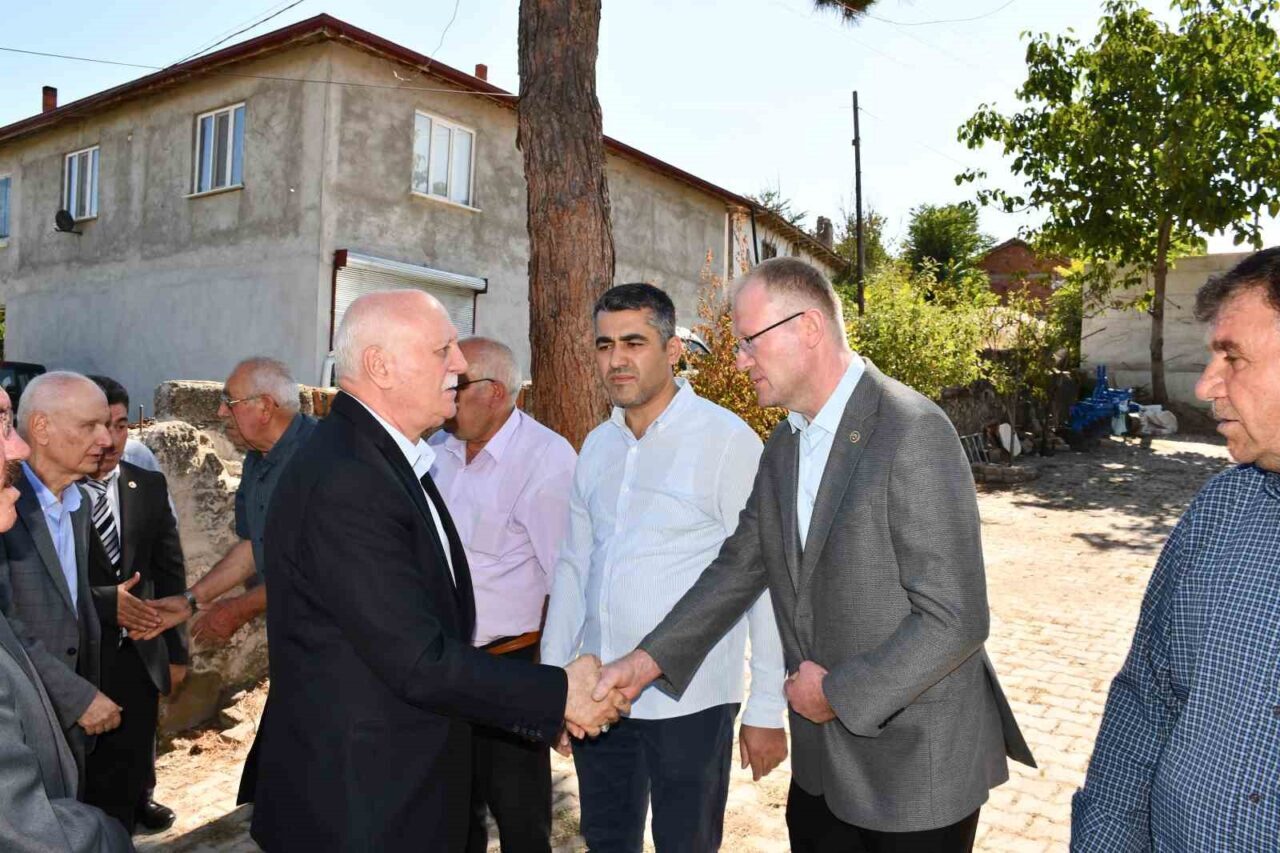 Türkiye Ziraat Odaları Birliği (TZOB) Genel Başkanı Şemsi Bayraktar, vefat