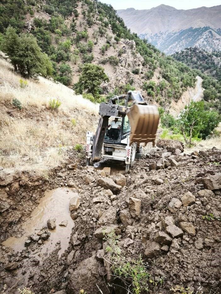 Şırnak’ın Uludere Kaymakamlığı, köylerde yaşanan içme ve kullanma suyu sıkıntısını