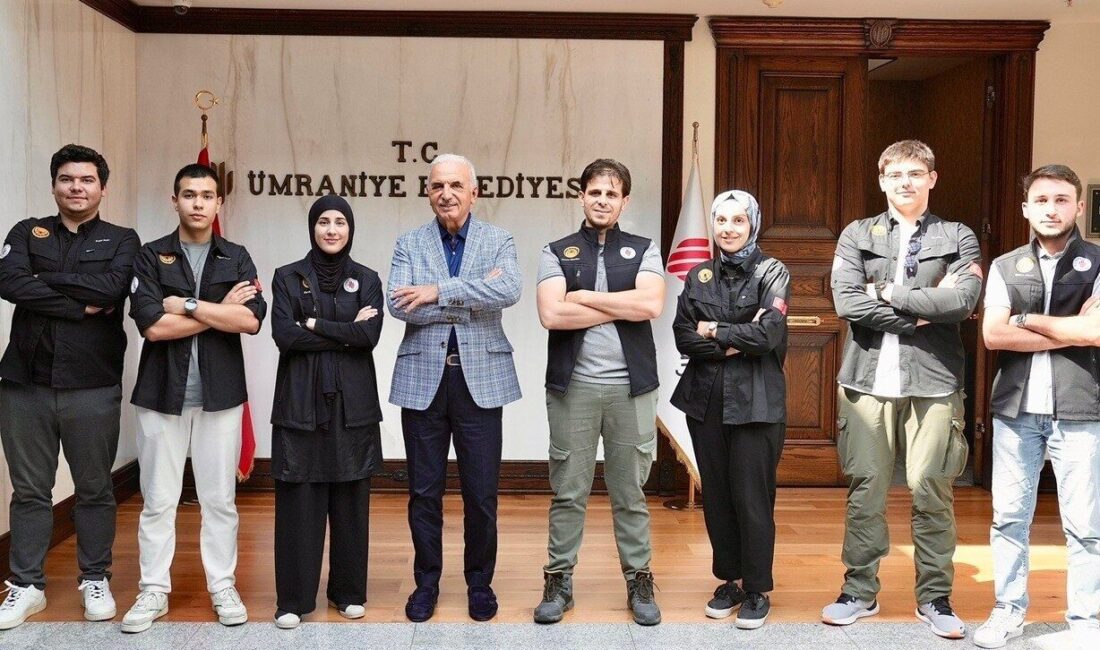 TEKNOFEST 2025 İnsansız Kara Aracı Yarışması’na katılan Ümraniye Bilim Merkezi