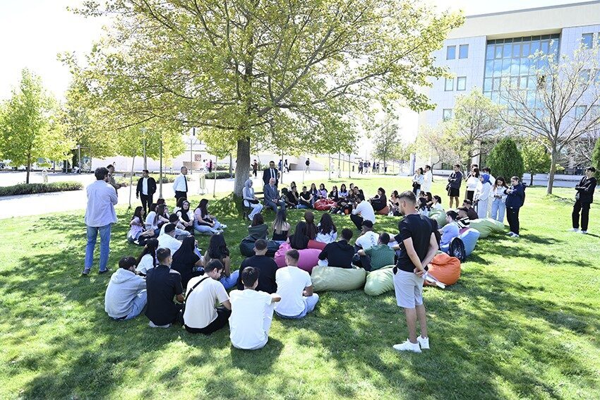 Uşak Üniversitesi, 2025-2026 akademik yılında eğitim hayatına yeni adım atan