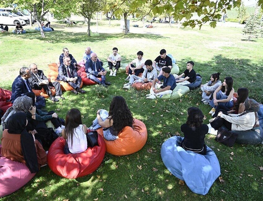 Uşak Üniversitesi’nin 2025-2026 akademik yılı için düzenlediği Oryantasyon Programı, 13