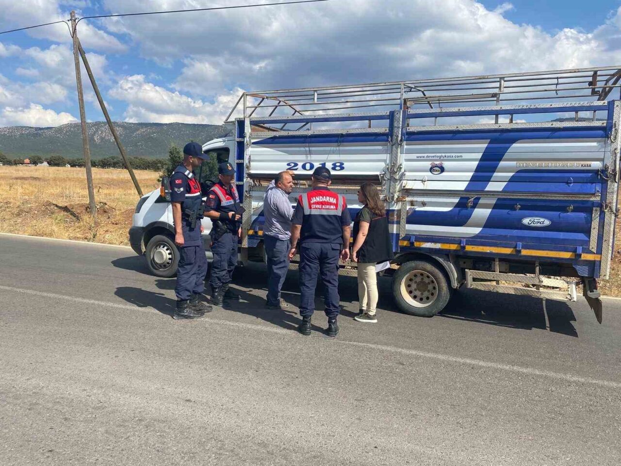 Uşak İl Tarım ve Orman Müdürlüğü ekipleri, şehir içi ve