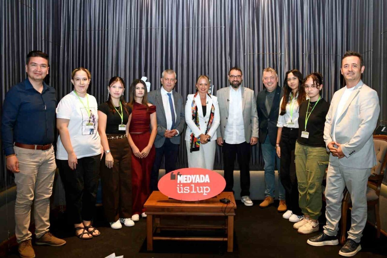 Bursa’nın usta kalemleri Okan Tuna ve Yaman Kaya, Osmangazi Belediyesi’nin