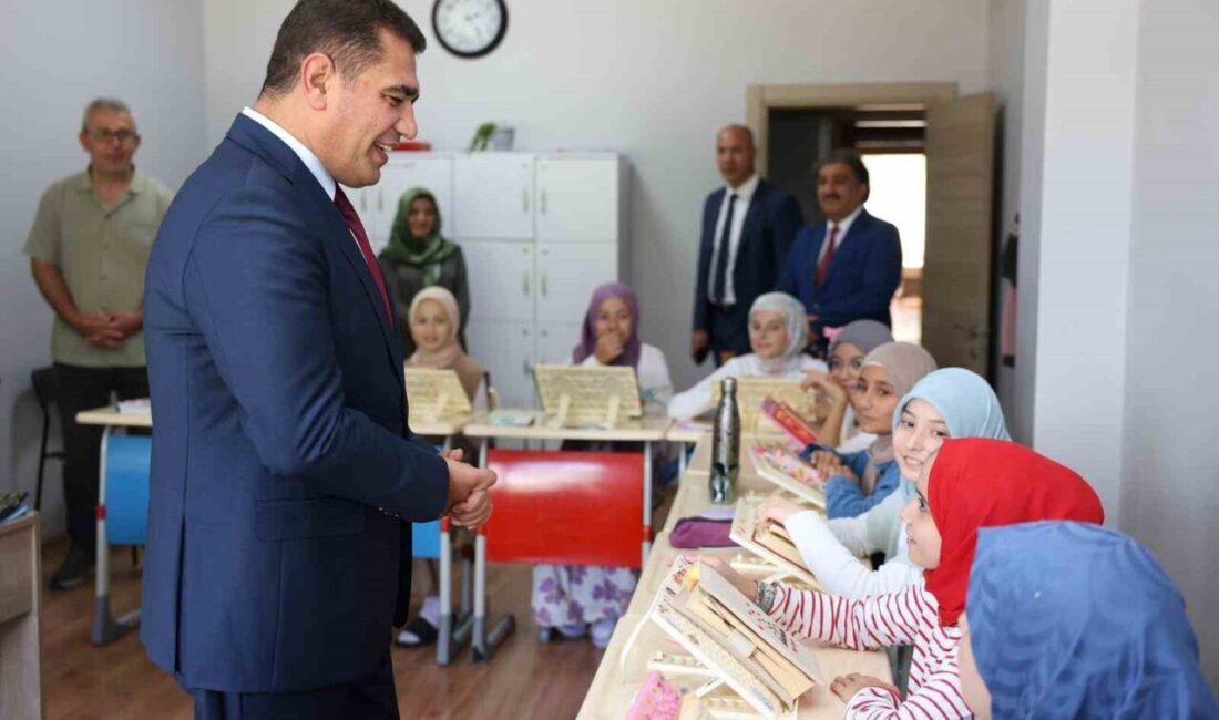 DÜZCE(İHA) – Düzce Valisi Selçuk Aslan, Mehmet Akif İnan Hafız