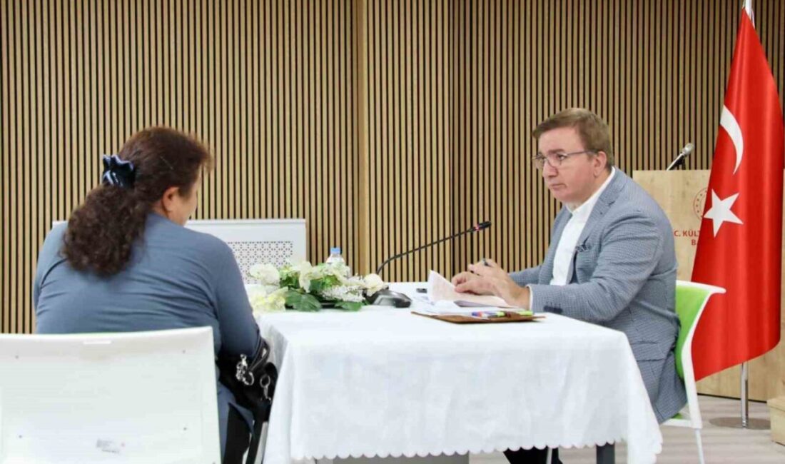 Erzincan Valisi Hamza Aydoğdu, vatandaşların sorunlarını ve taleplerini doğrudan dinlemek