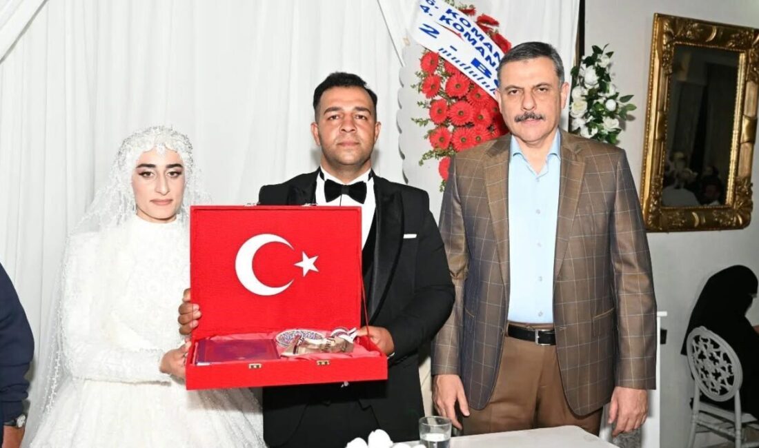 Erzurum Valisi Mustafa Çiftçi, Türk Silahlı Kuvvetleri bünyesinde sözleşmeli er