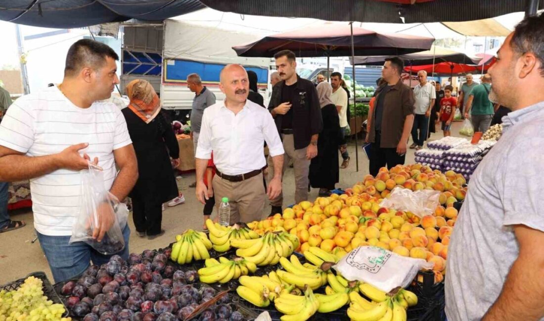 Adıyaman Valisi Osman Varol, Turgut Reis Mahallesi’nde kurulan semt pazarını