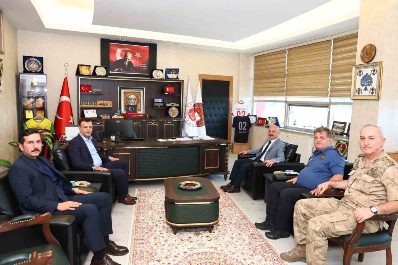 Adıyaman Valisi Osman Varol, yeni adli yıl dolayısıyla yargı mensuplarını